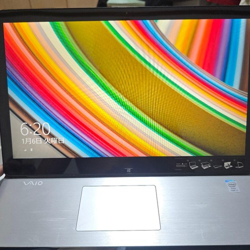 Sony vaio 8gb - i7,