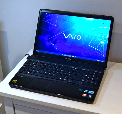 Veloce sony vaio - vpceb, 15,6"